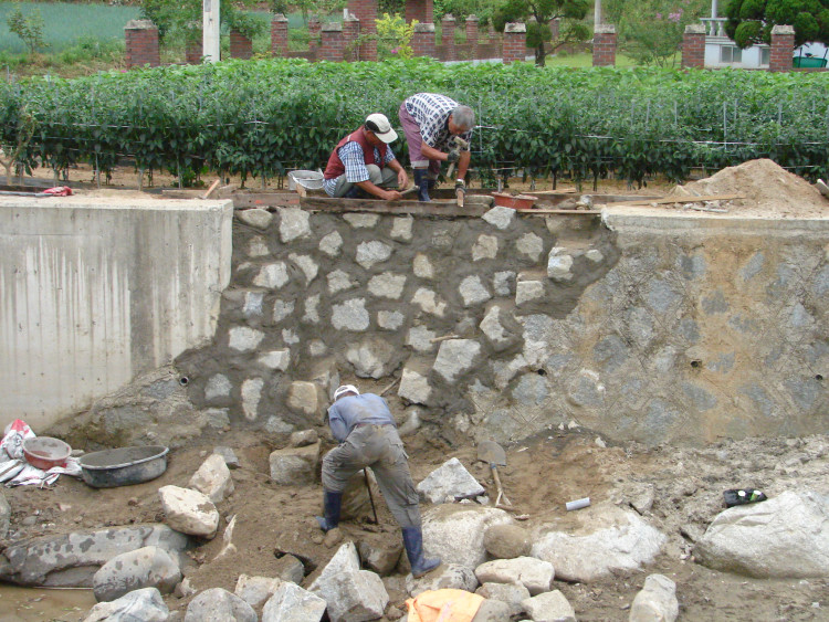 거의 재 모습을 보이고 있군요